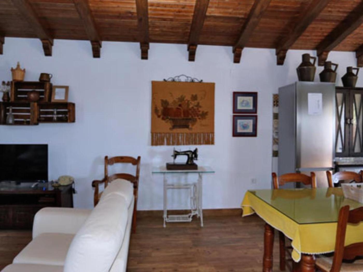 Casa Familias Con Piscina Y Barbacoa *