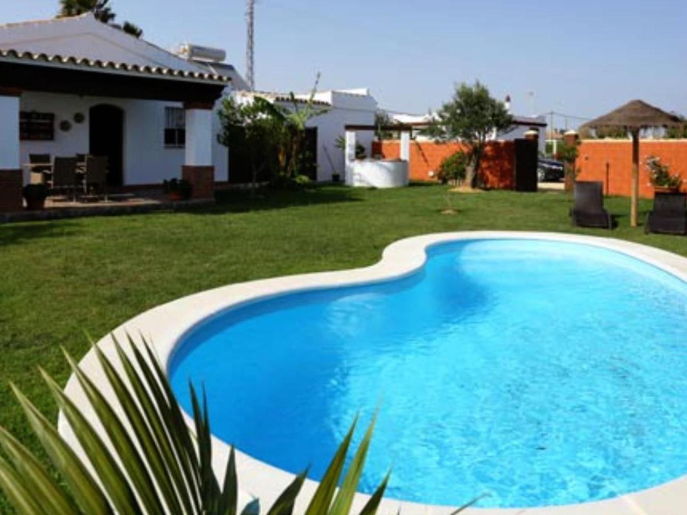 Сasa de vacaciones Casa Familias Con Piscina Y Barbacoa